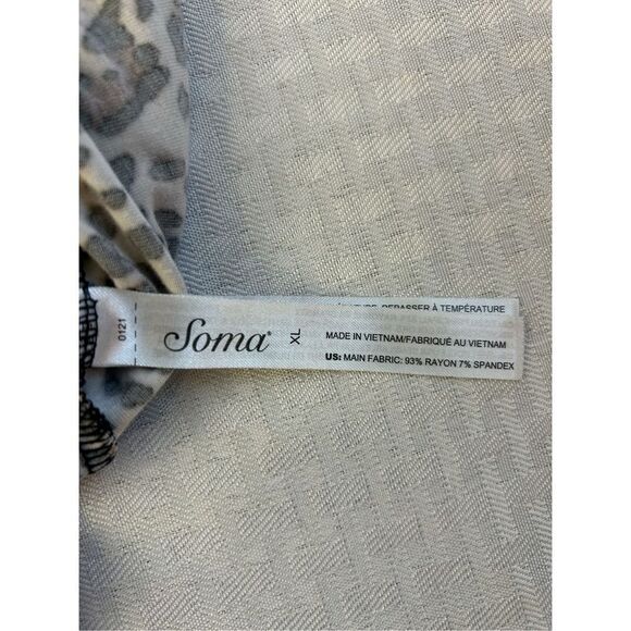 Soma pajama shirt xl rayon blend buttons animal print #79984 - Picture 7 of 7